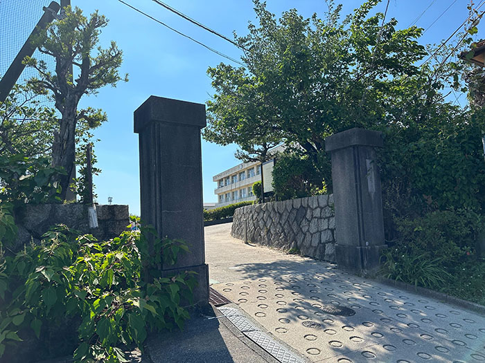 東浦町立生路小学校